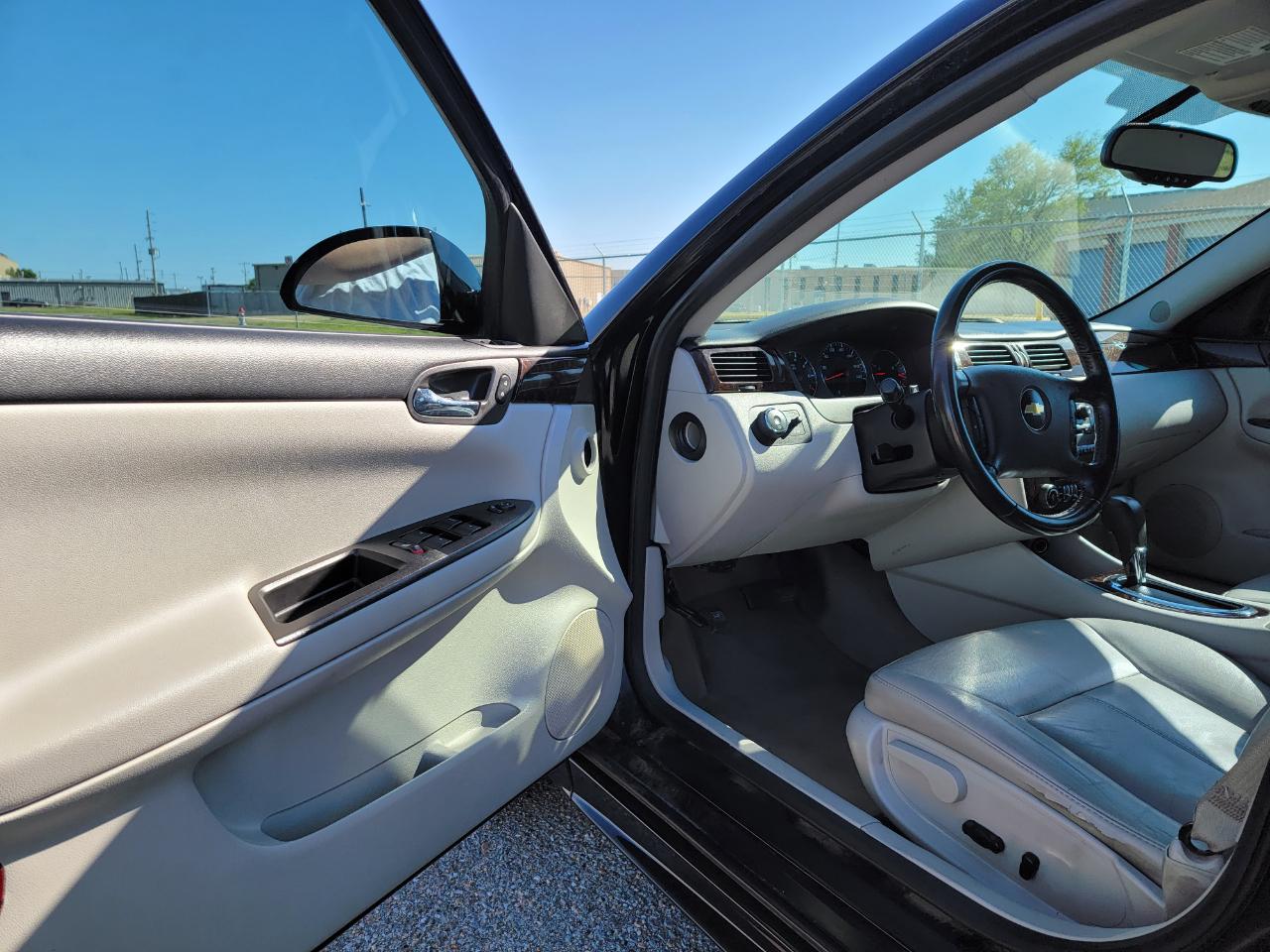 Chevrolet Impala 4dr Sdn LTZ 2012