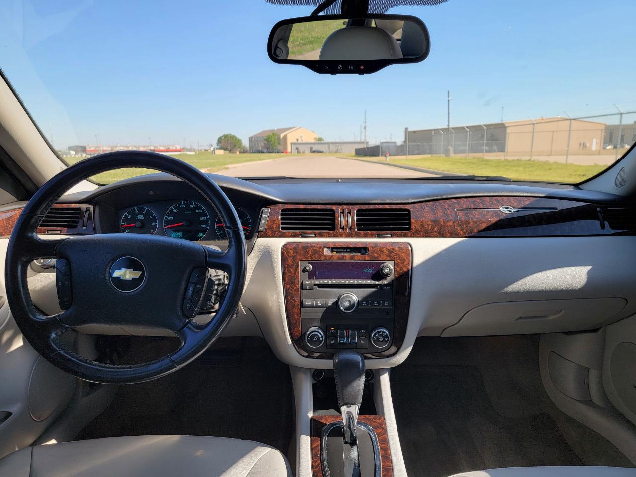 Chevrolet Impala 4dr Sdn LTZ 2012