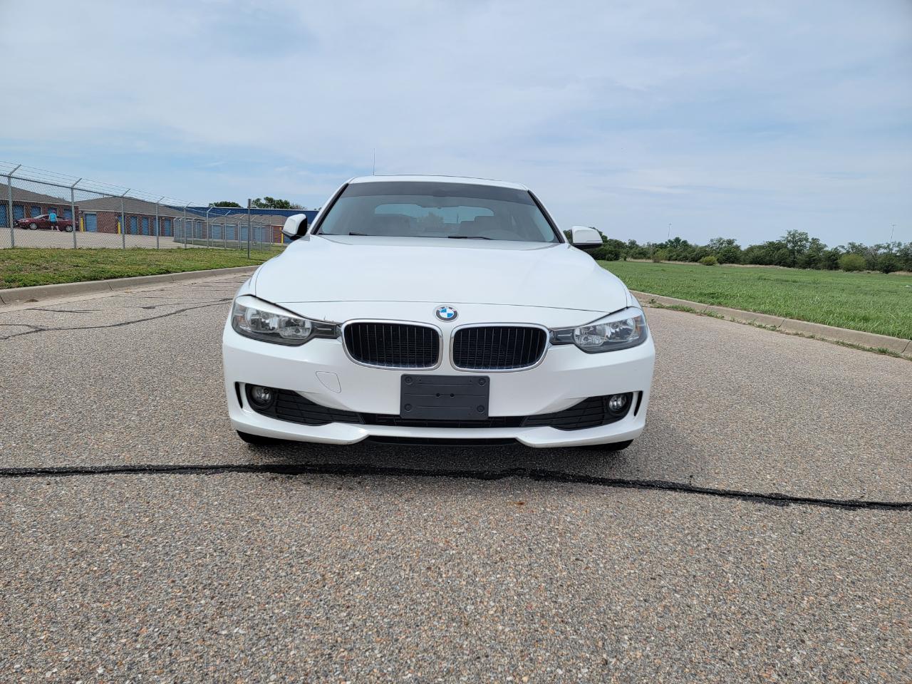 BMW 3 Series 4dr Sdn 320i xDrive AWD 2015