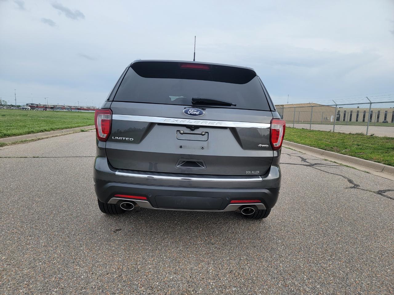 Ford Explorer Limited 4WD 2018