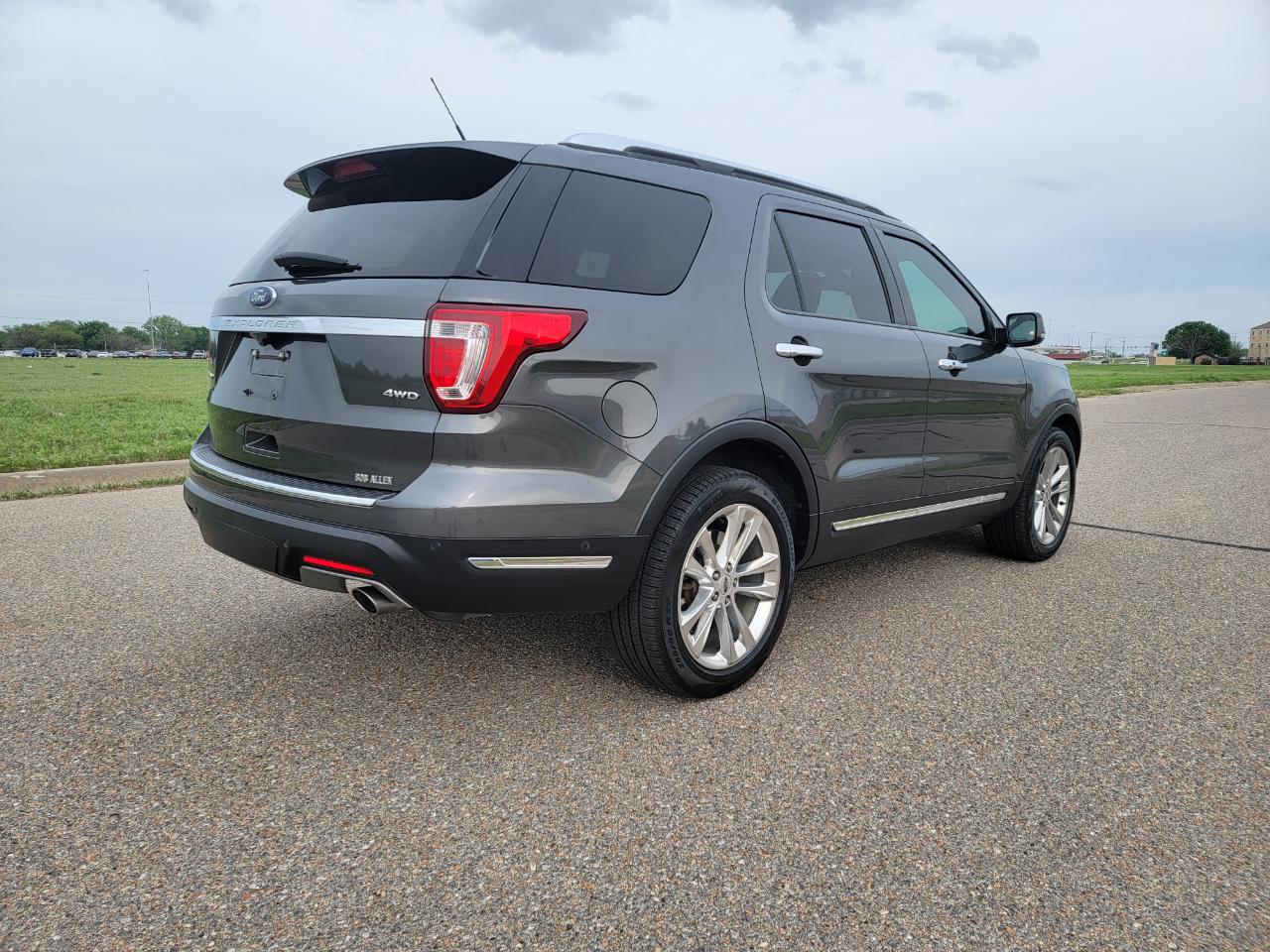 Ford Explorer Limited 4WD 2018
