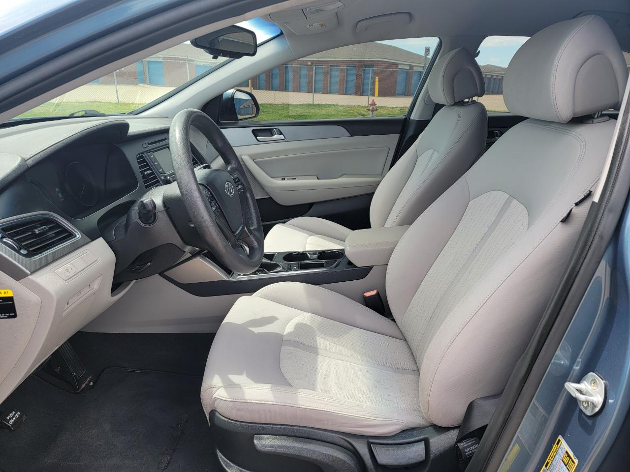 Hyundai Sonata Hybrid 4dr Sdn SE 2016