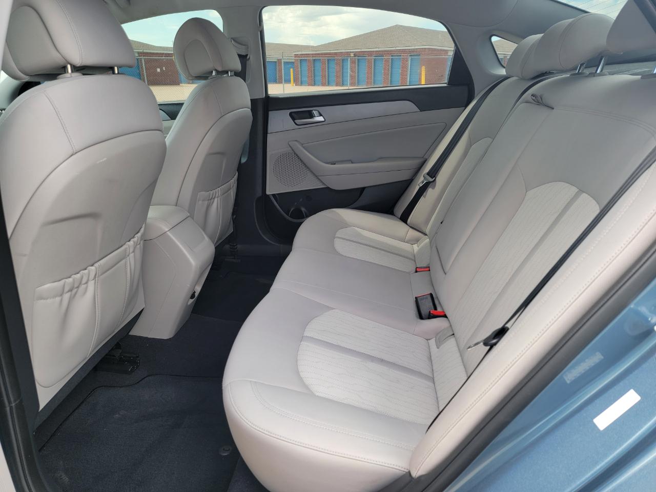 Hyundai Sonata Hybrid 4dr Sdn SE 2016