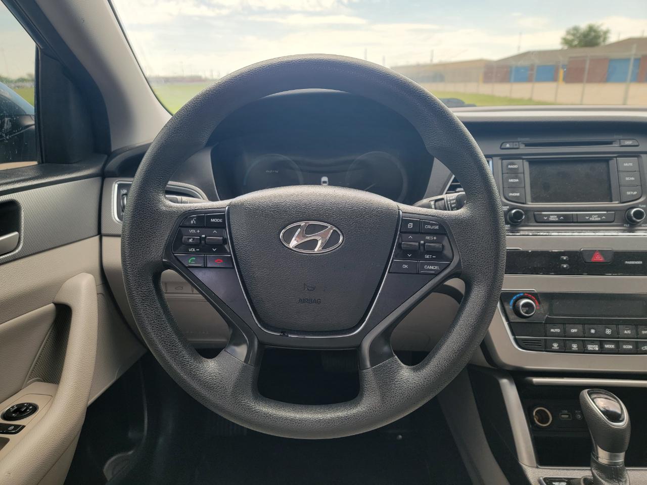 Hyundai Sonata Hybrid 4dr Sdn SE 2016