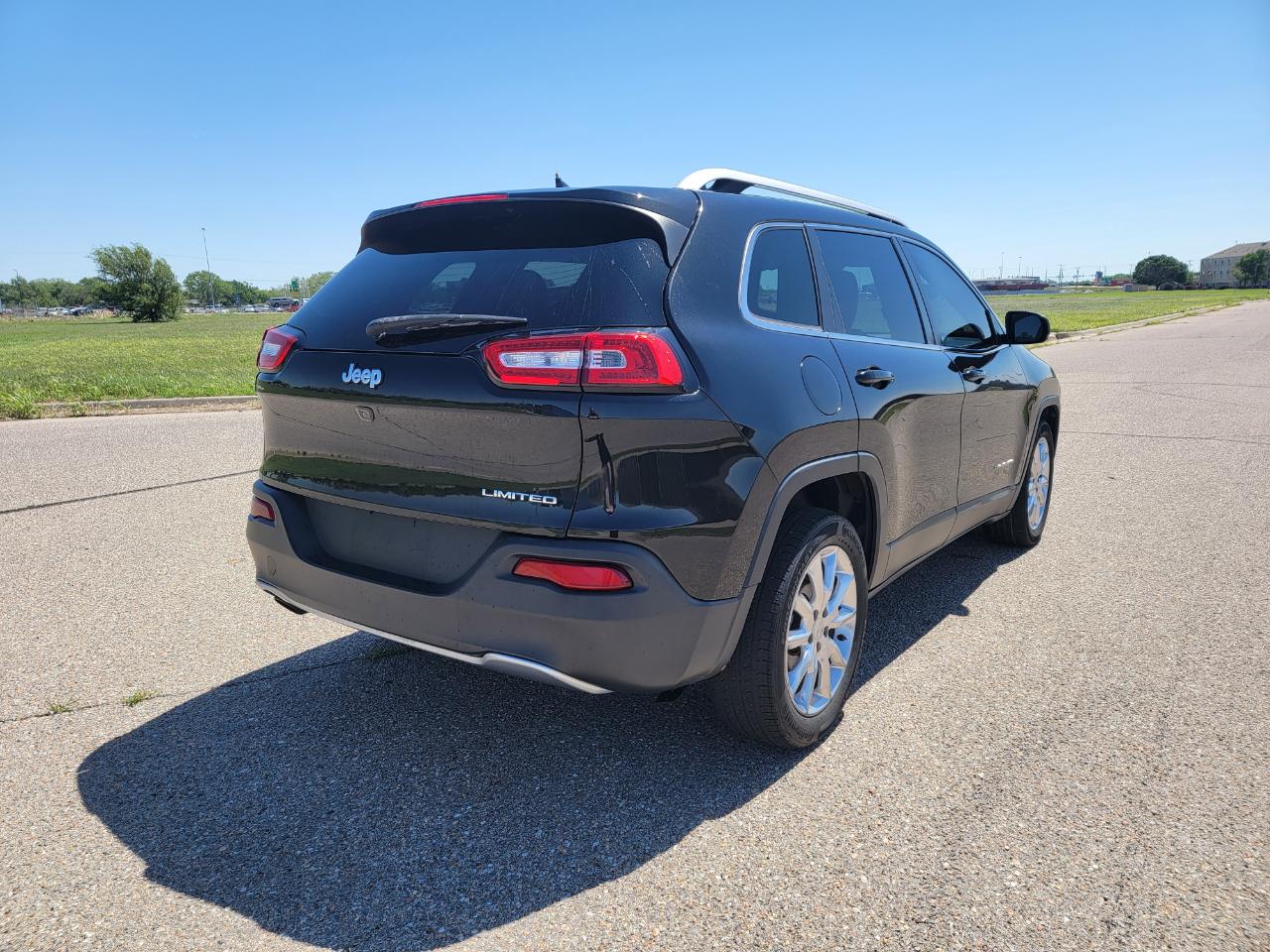 Jeep Cherokee FWD 4dr Limited 2015