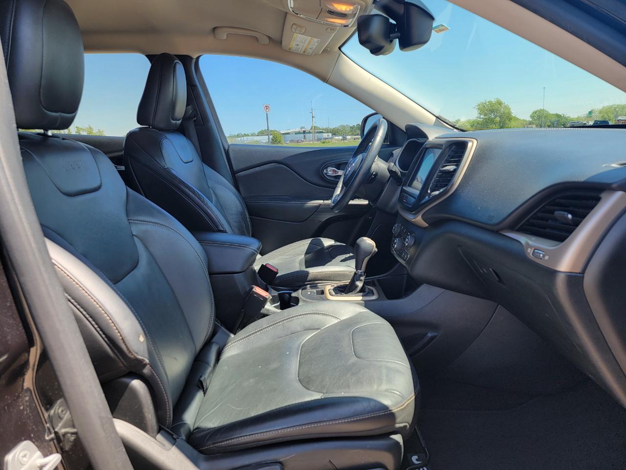 Jeep Cherokee FWD 4dr Limited 2015