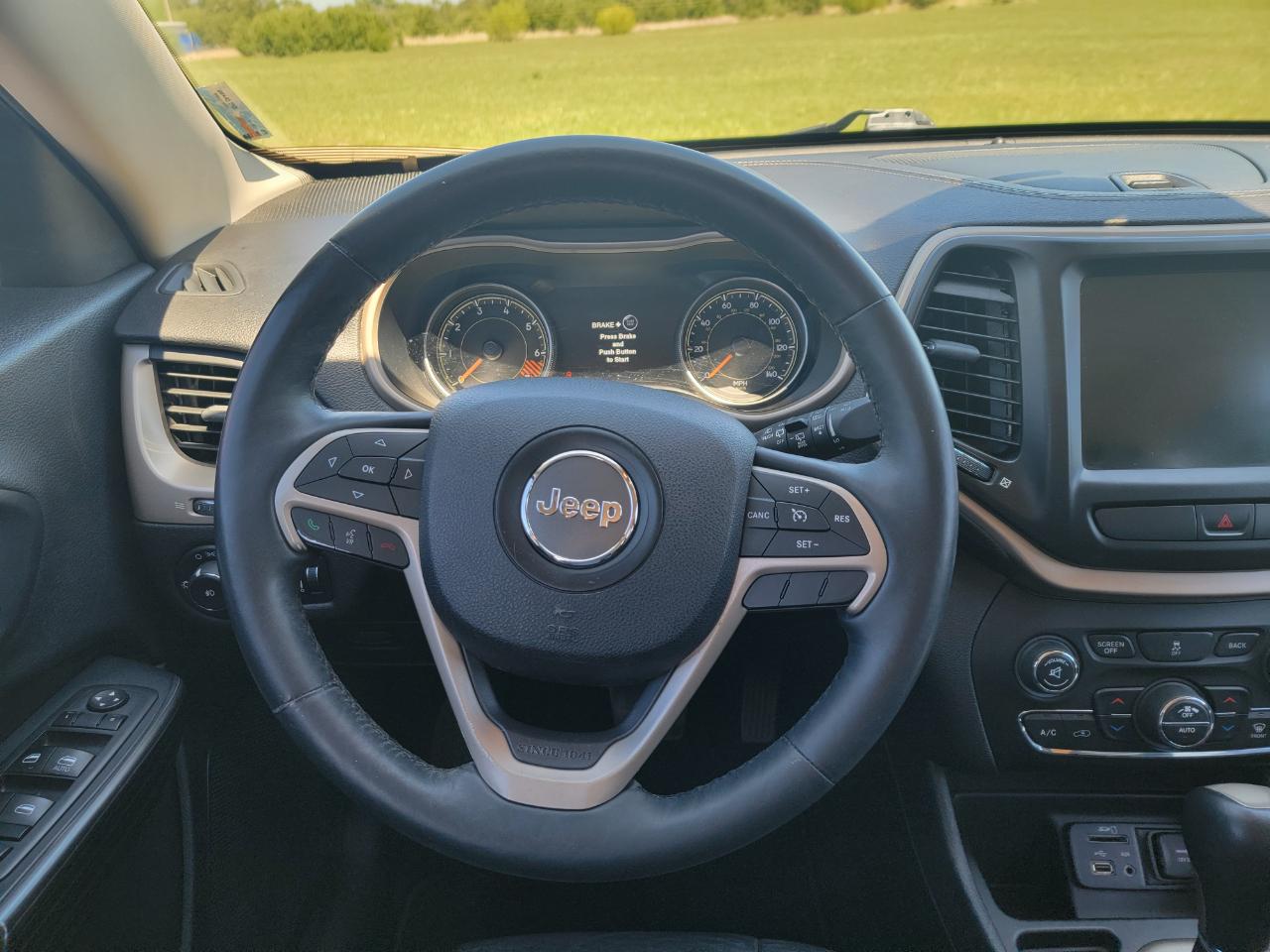 Jeep Cherokee FWD 4dr Limited 2015