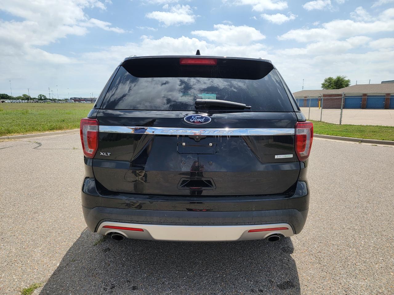 Ford Explorer XLT FWD 2017