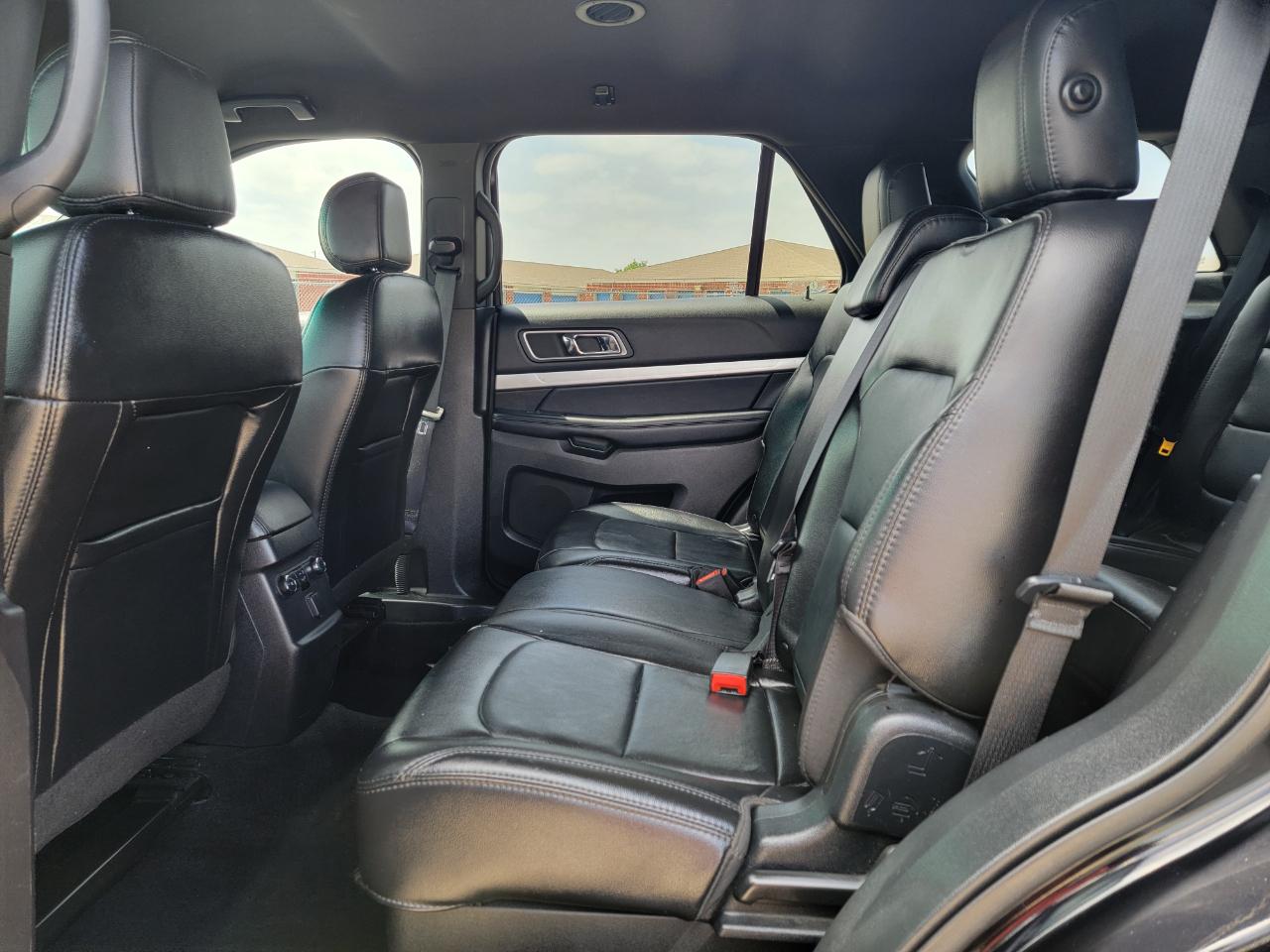 Ford Explorer XLT FWD 2017