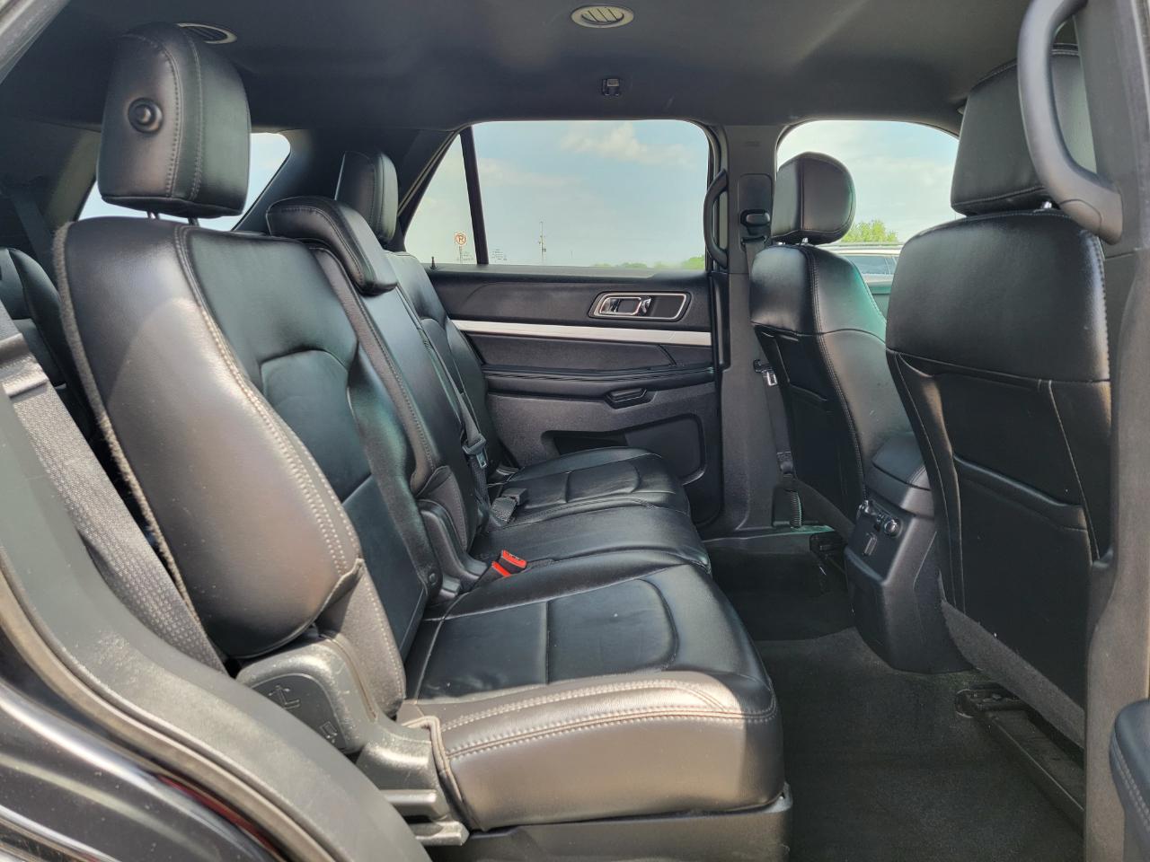 Ford Explorer XLT FWD 2017