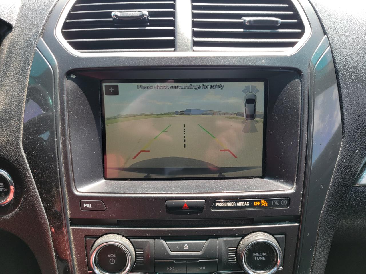 Ford Explorer XLT FWD 2017