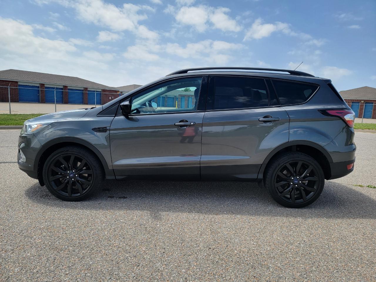 Ford Escape SE FWD 2017