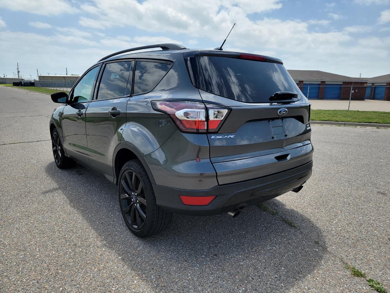 Ford Escape SE FWD 2017