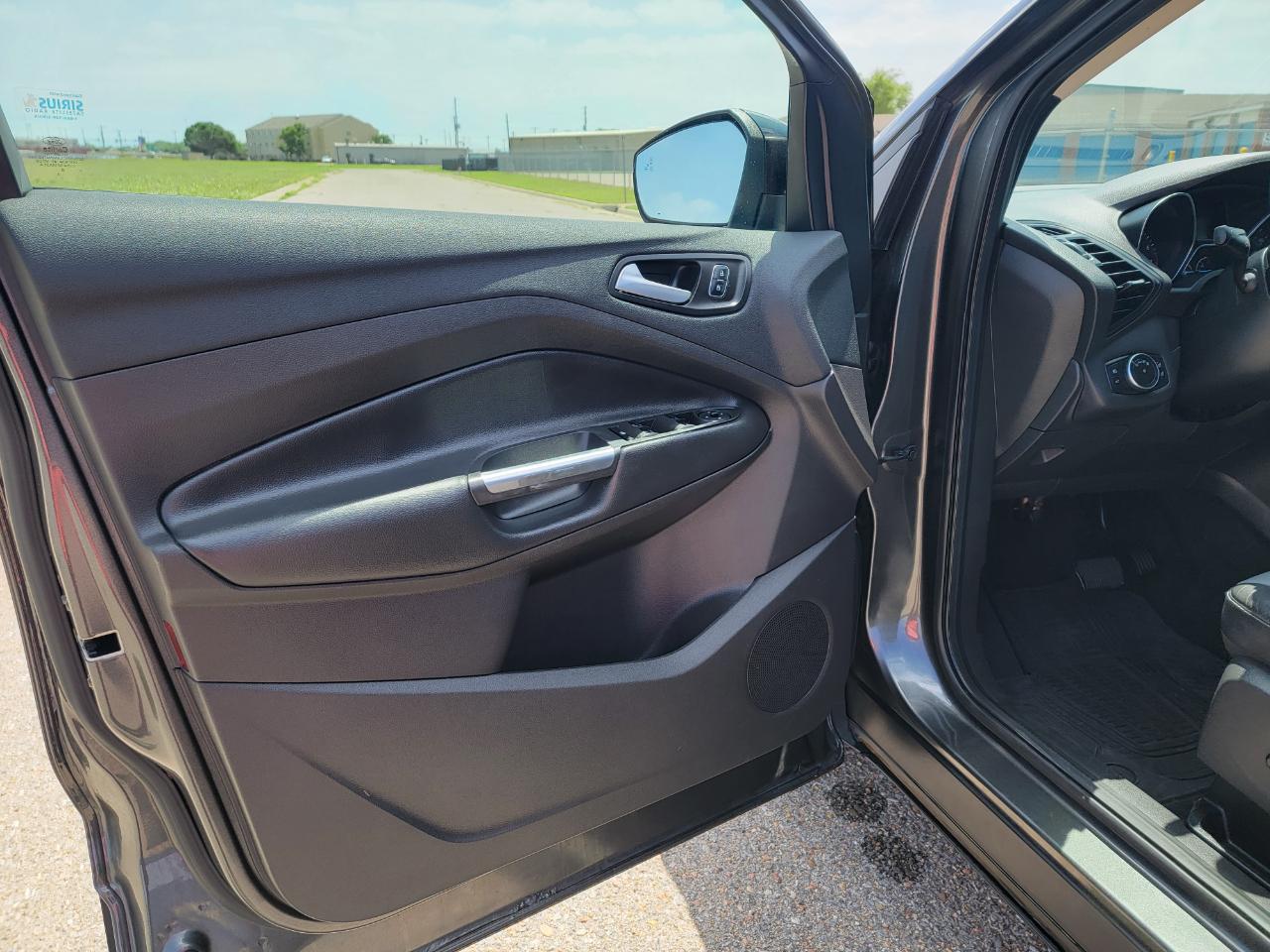 Ford Escape SE FWD 2017