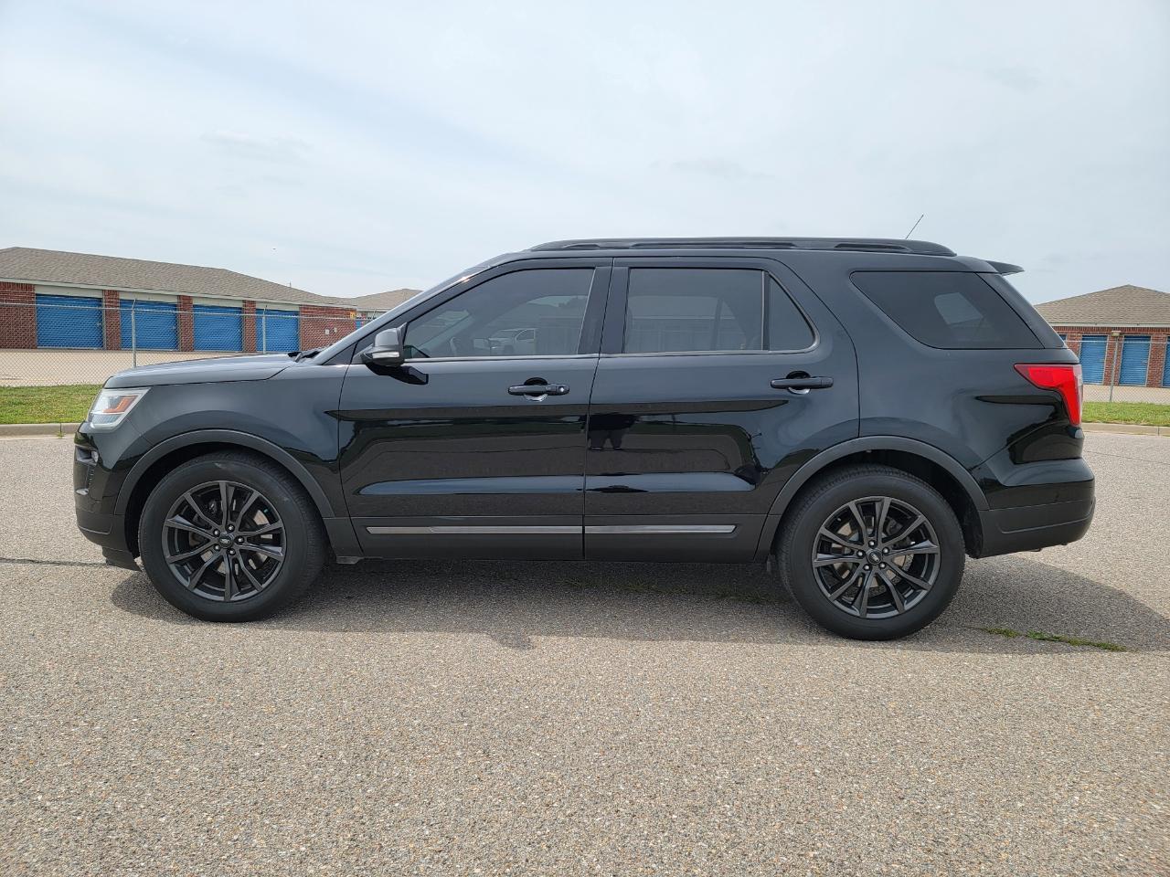 Ford Explorer XLT FWD 2018