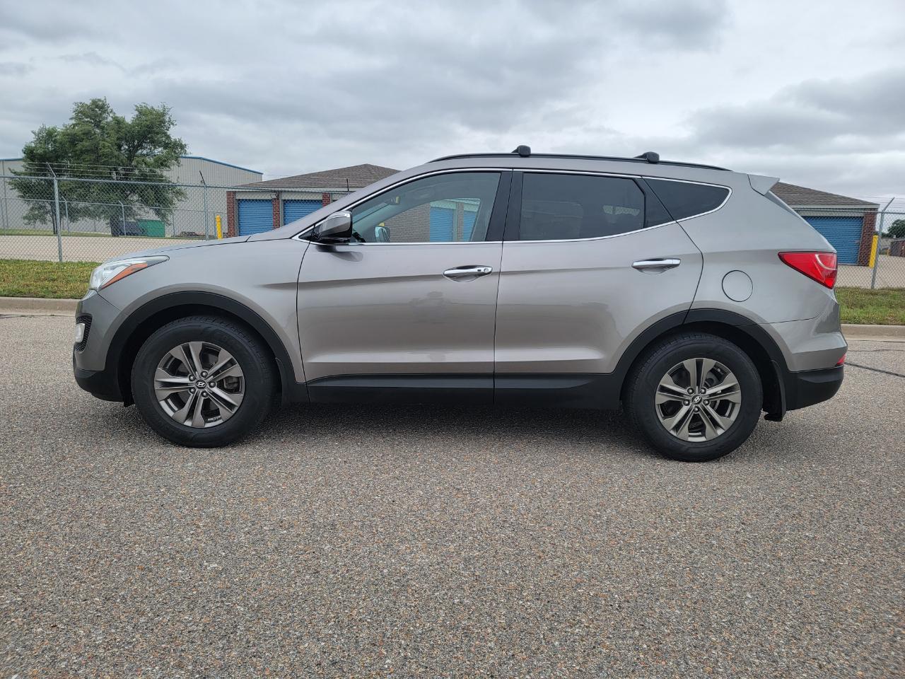 Hyundai Santa Fe Sport FWD 4dr 2.4 2014