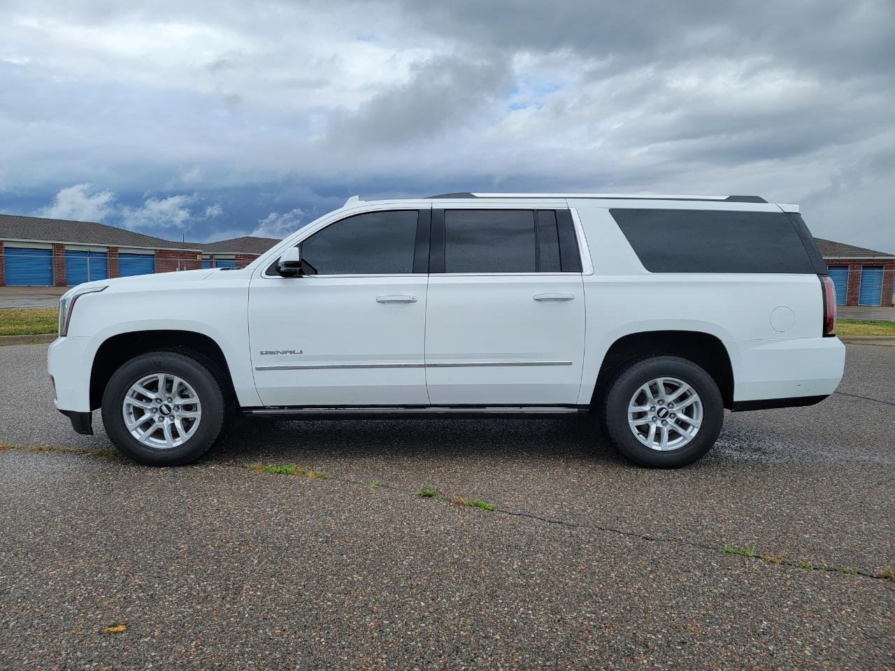 GMC Yukon XL 2WD 4dr Denali 2016