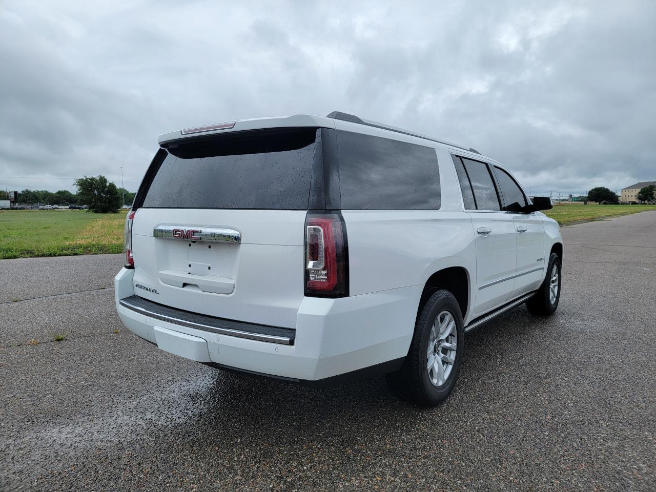 GMC Yukon XL 2WD 4dr Denali 2016