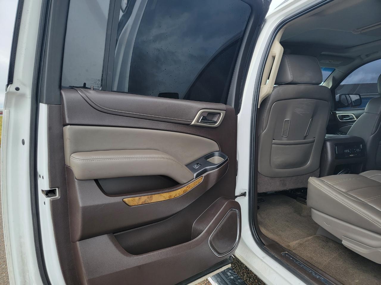 GMC Yukon XL 2WD 4dr Denali 2016