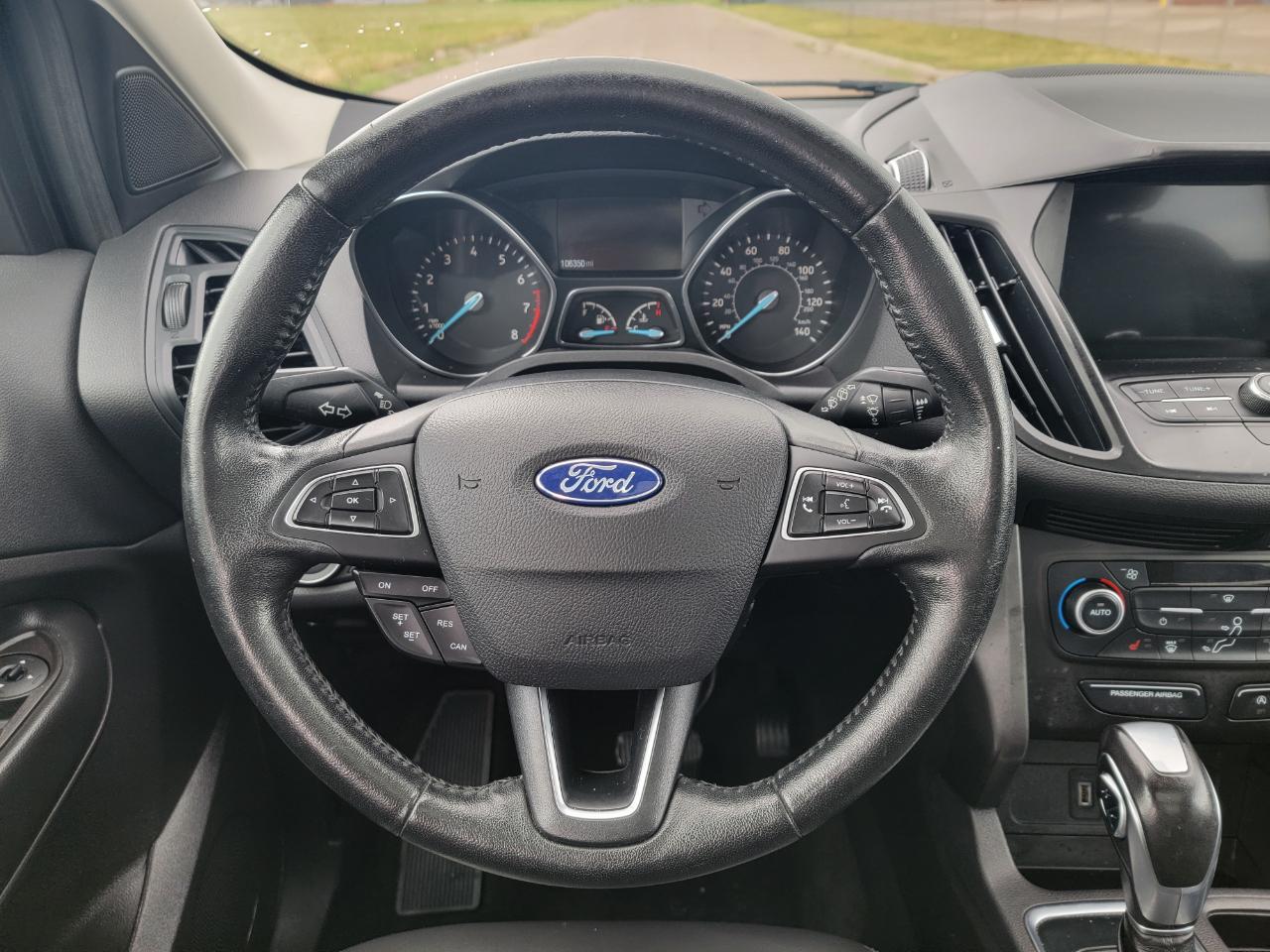 Ford Escape SEL 4WD 2019
