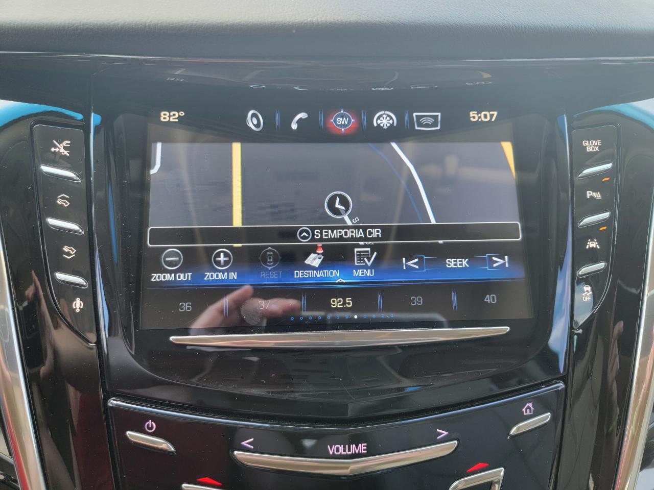 Cadillac Escalade ESV 4WD 4dr Premium Collection 2016