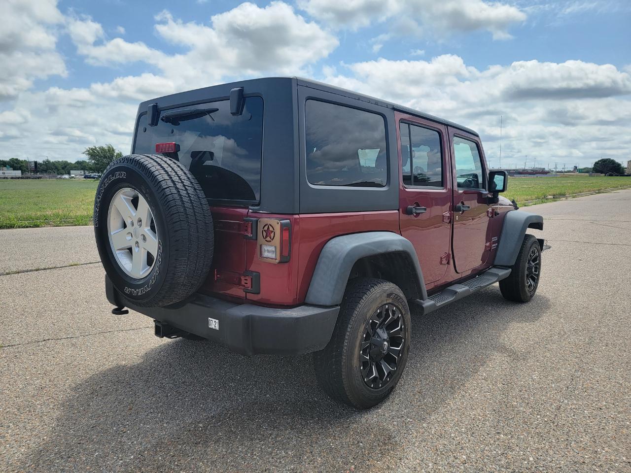 Jeep Wrangler Unlimited 4WD 4dr Sport 2012