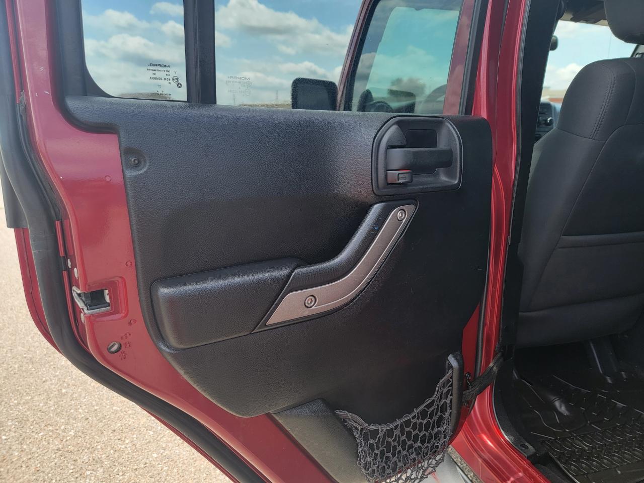 Jeep Wrangler Unlimited 4WD 4dr Sport 2012