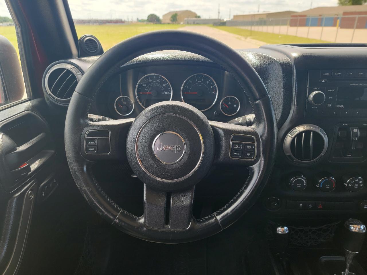 Jeep Wrangler Unlimited 4WD 4dr Sport 2012