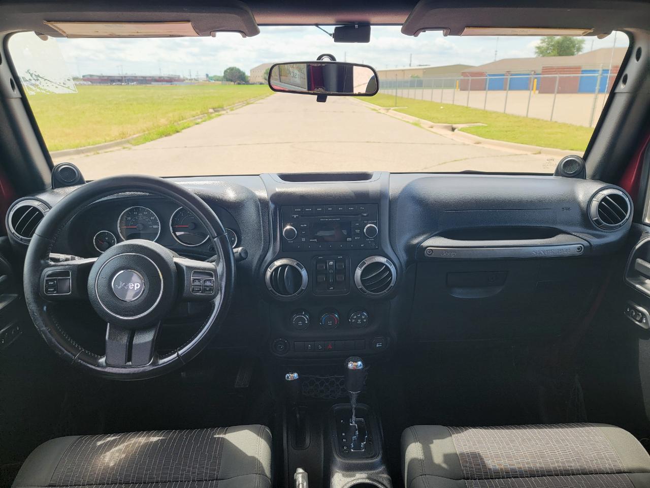 Jeep Wrangler Unlimited 4WD 4dr Sport 2012