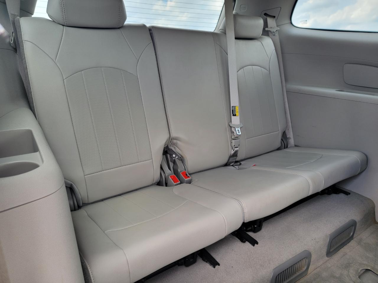 Buick Enclave FWD 4dr Leather 2014
