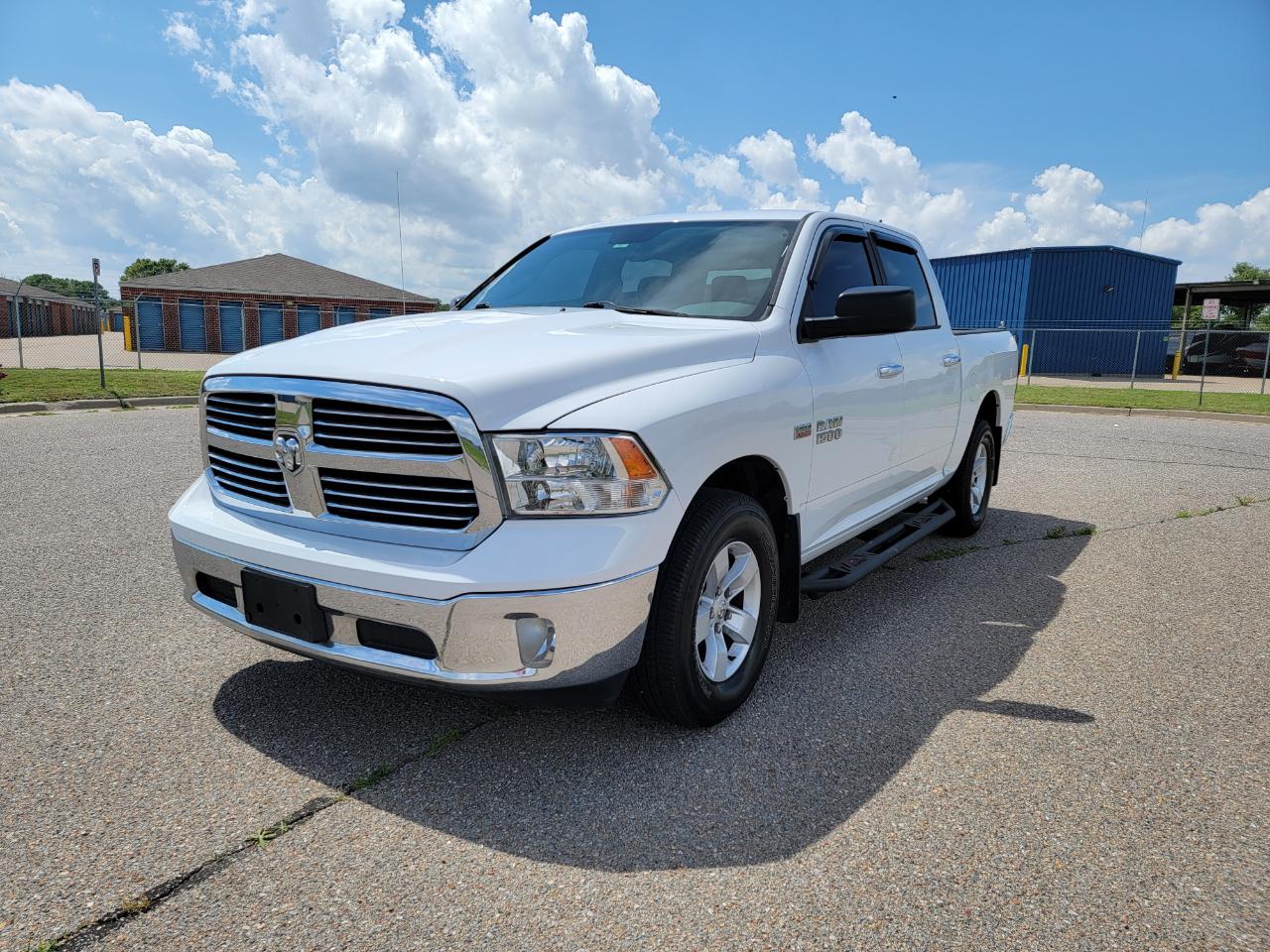 RAM 1500 2WD Crew Cab 140.5" Lone Star 2014
