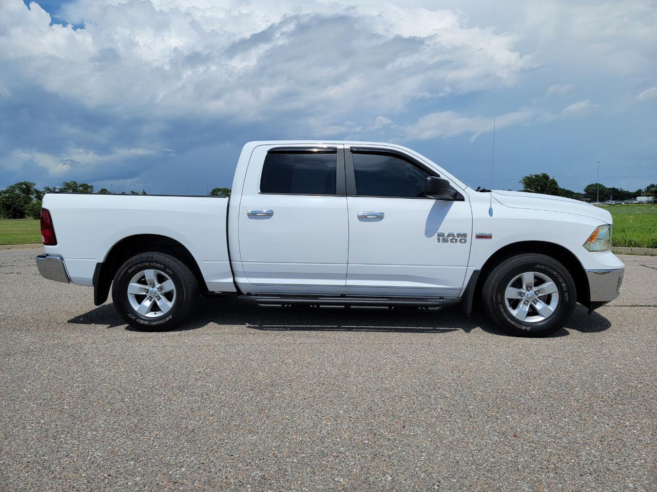 RAM 1500 2WD Crew Cab 140.5" Lone Star 2014