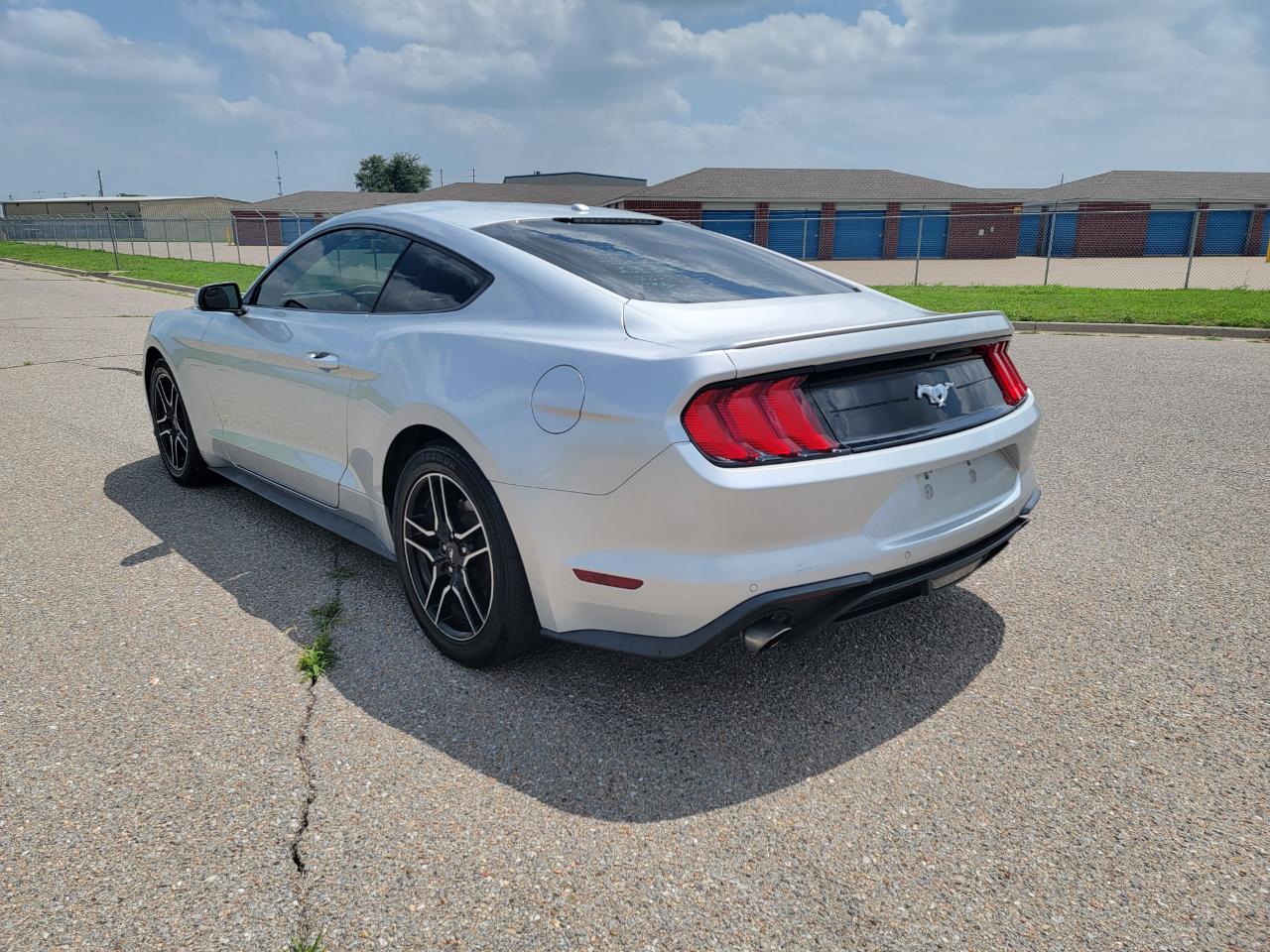 Ford Mustang EcoBoost Fastback 2018