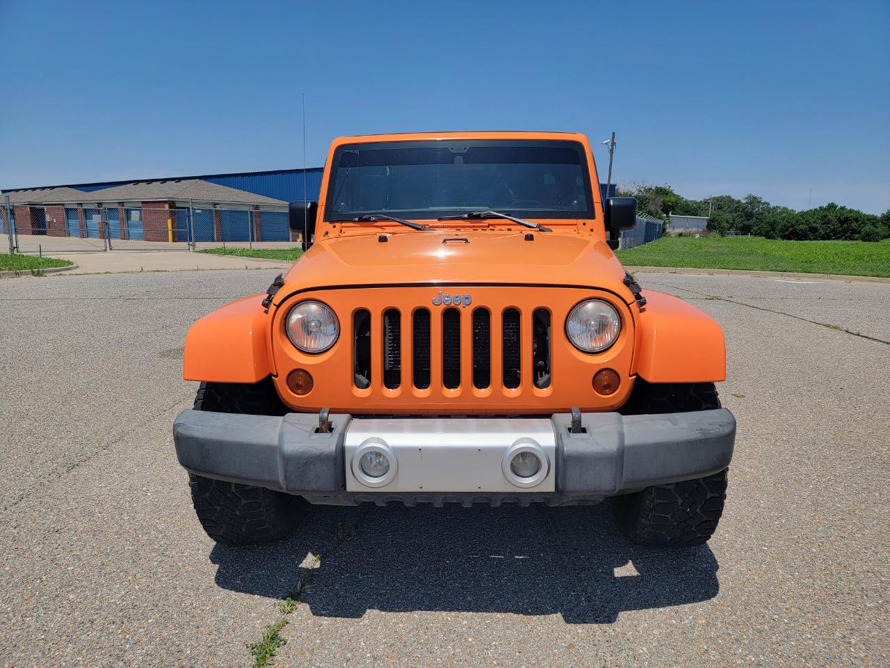 Jeep Wrangler Unlimited 4WD 4dr Sahara 2012