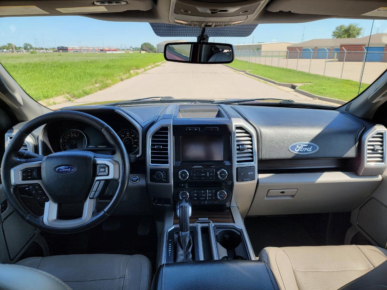 Ford F-150 4WD SuperCrew 145" King Ranch 2015