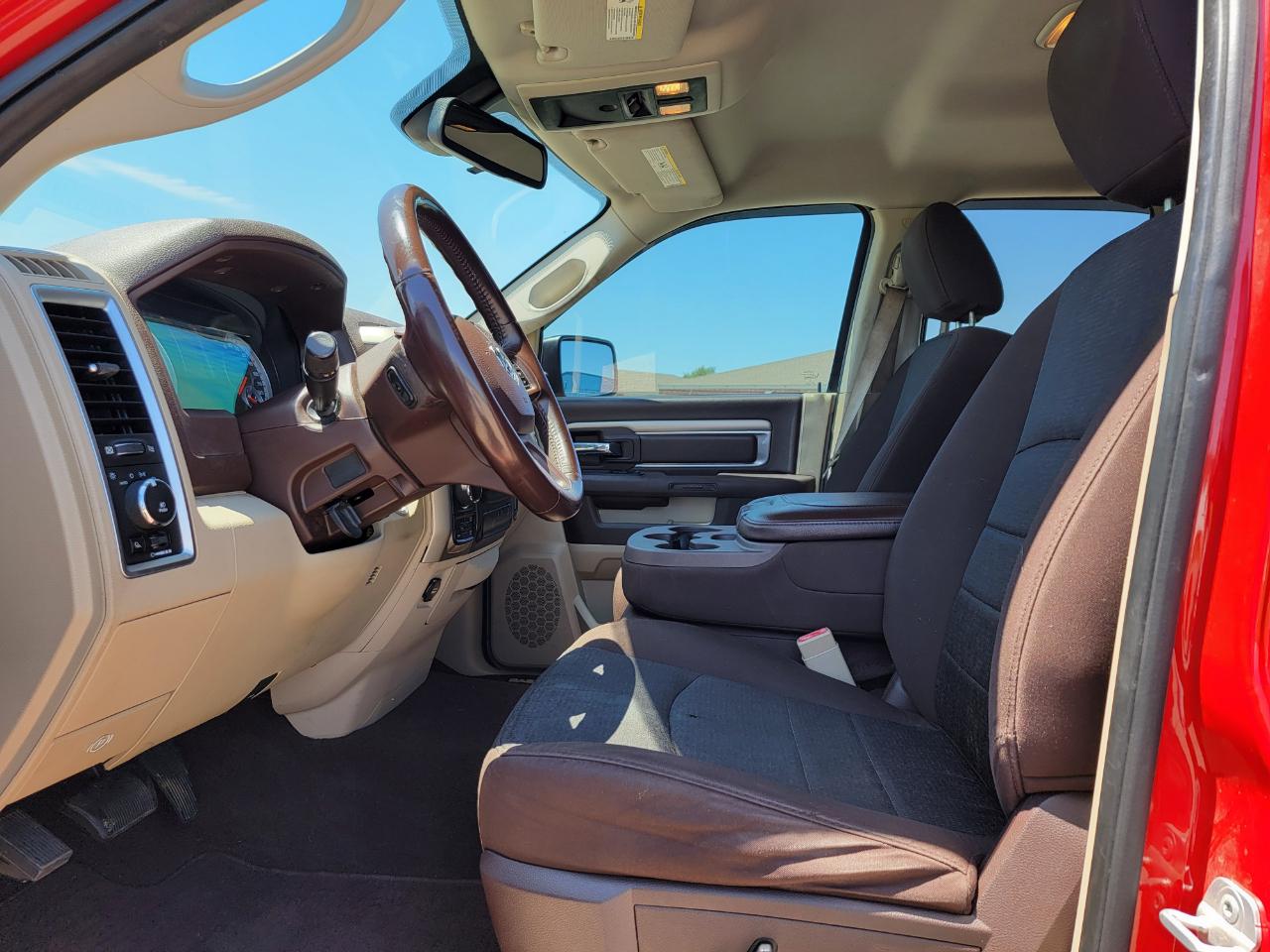 RAM 1500 4WD Quad Cab 140.5" Big Horn 2014