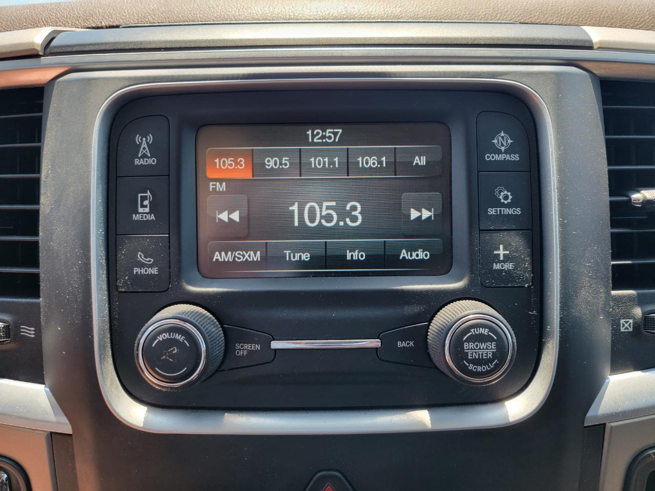 RAM 1500 4WD Quad Cab 140.5" Big Horn 2014