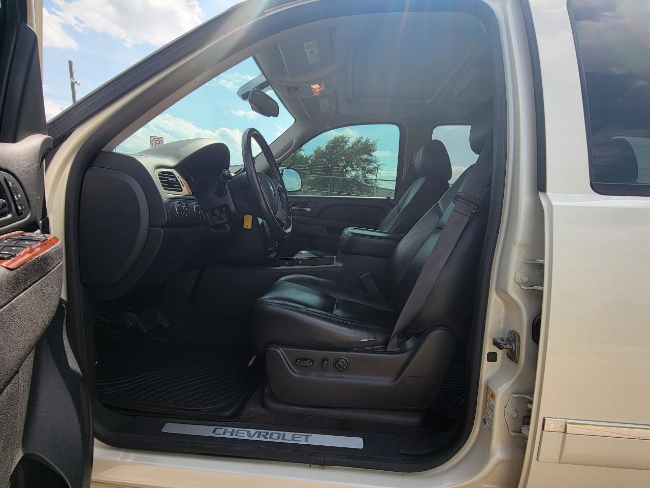 Chevrolet Tahoe 4WD 4dr 1500 LTZ 2013