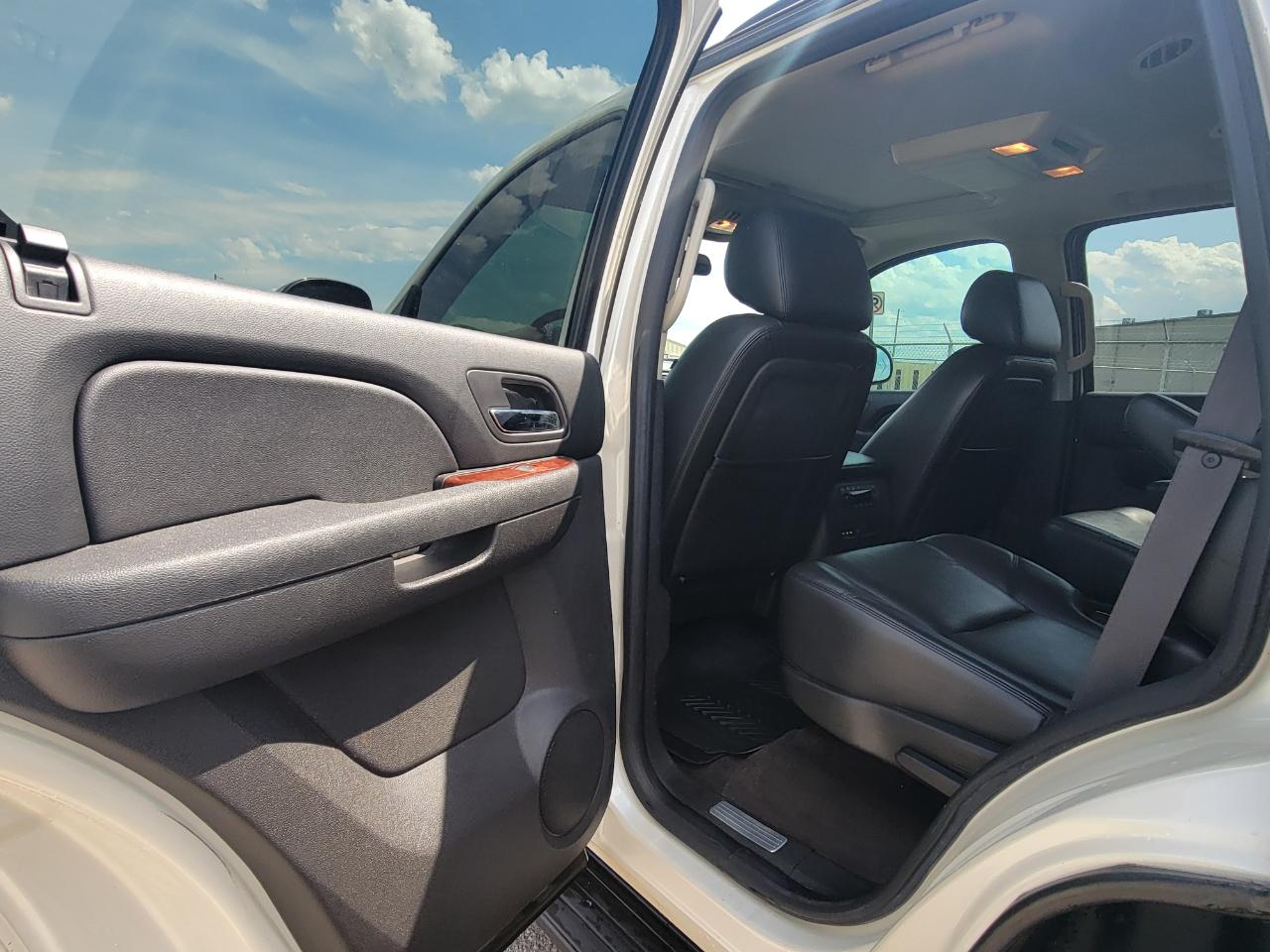 Chevrolet Tahoe 4WD 4dr 1500 LTZ 2013