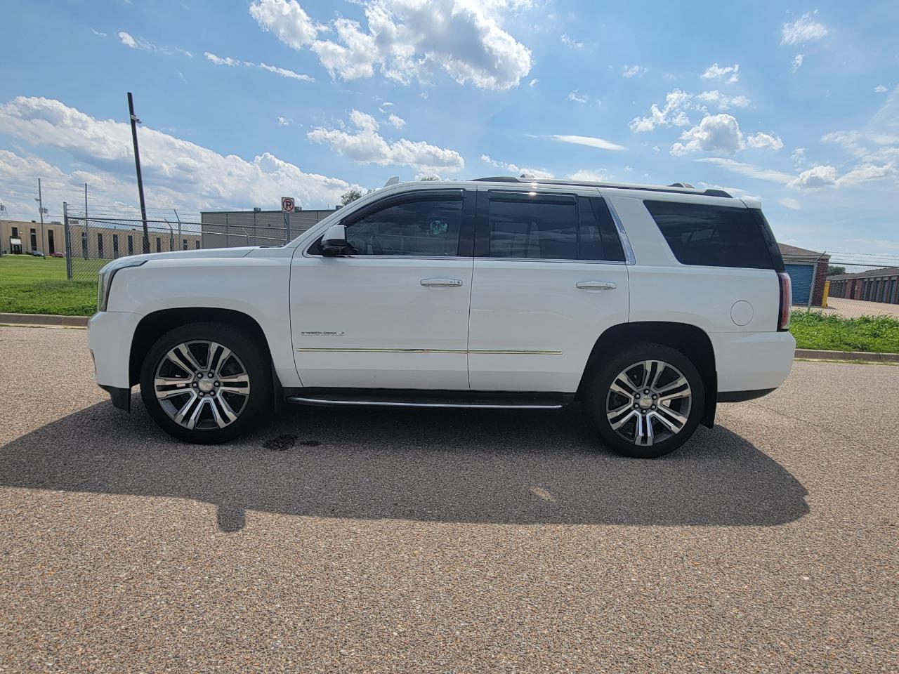 GMC Yukon 4WD 4dr Denali 2017