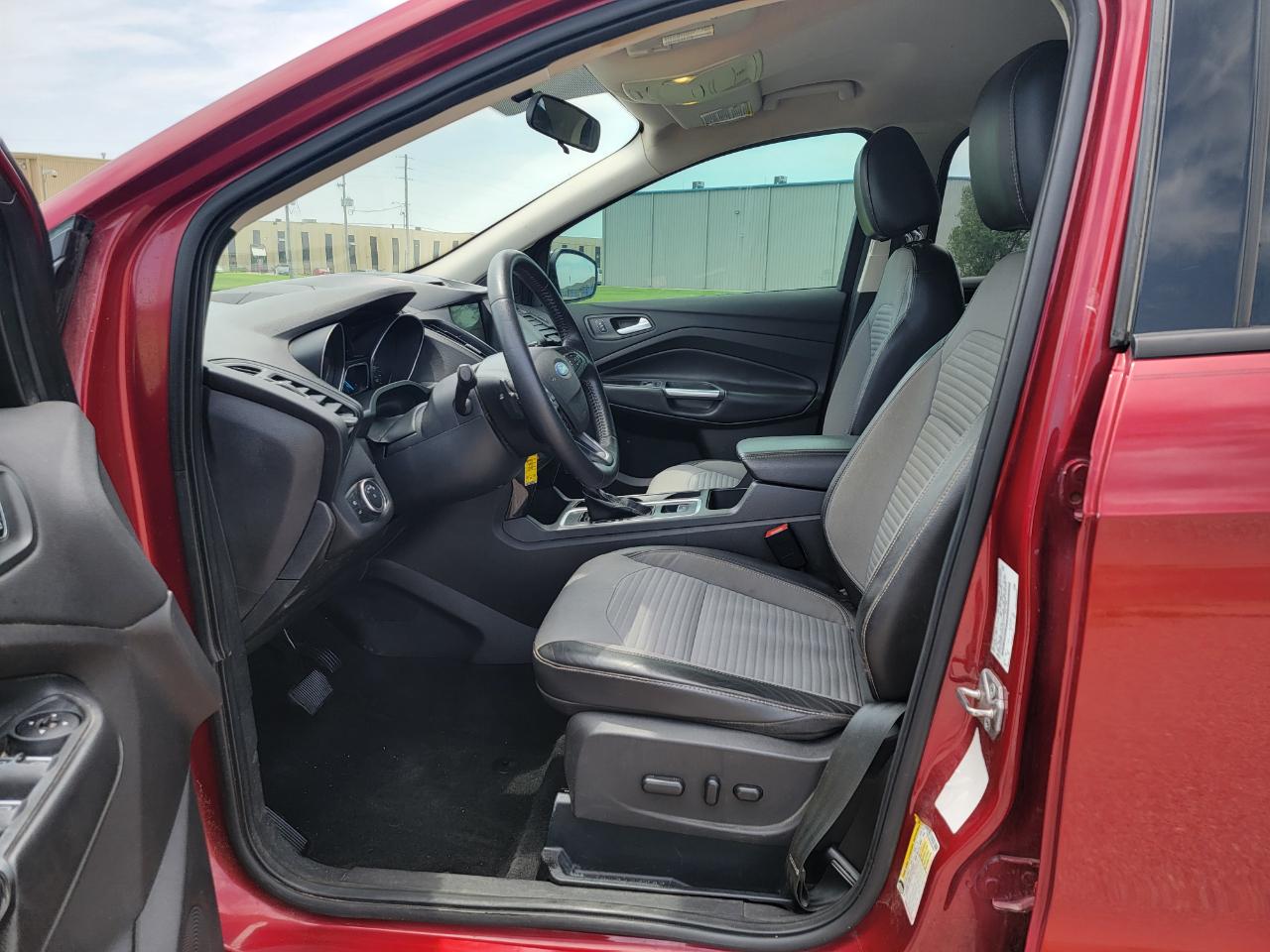 Ford Escape SE FWD 2017