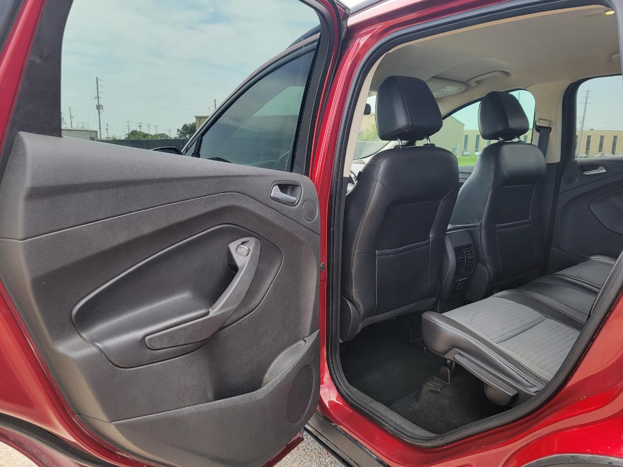 Ford Escape SE FWD 2017