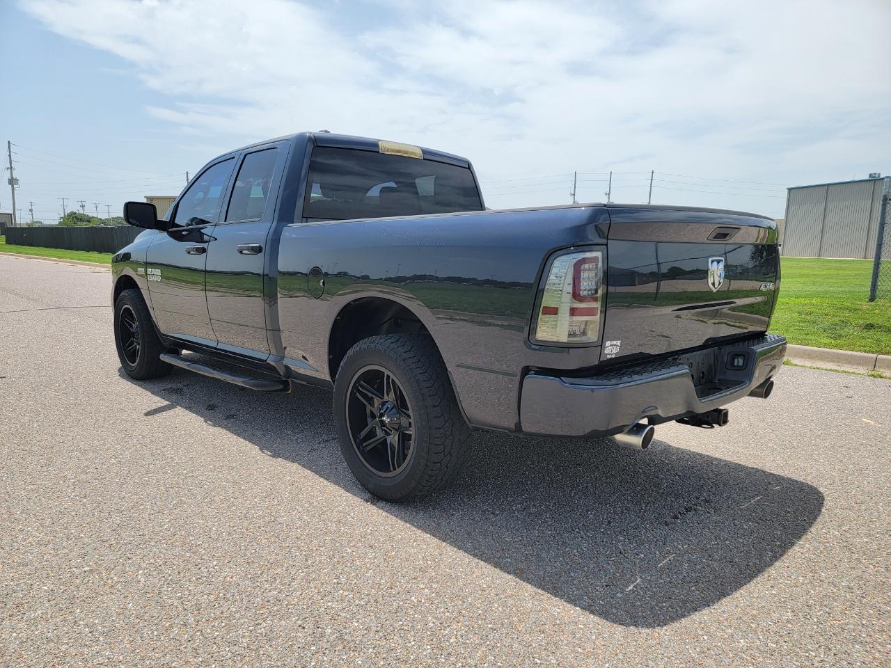 RAM 1500 4WD Quad Cab 140.5" Express 2014