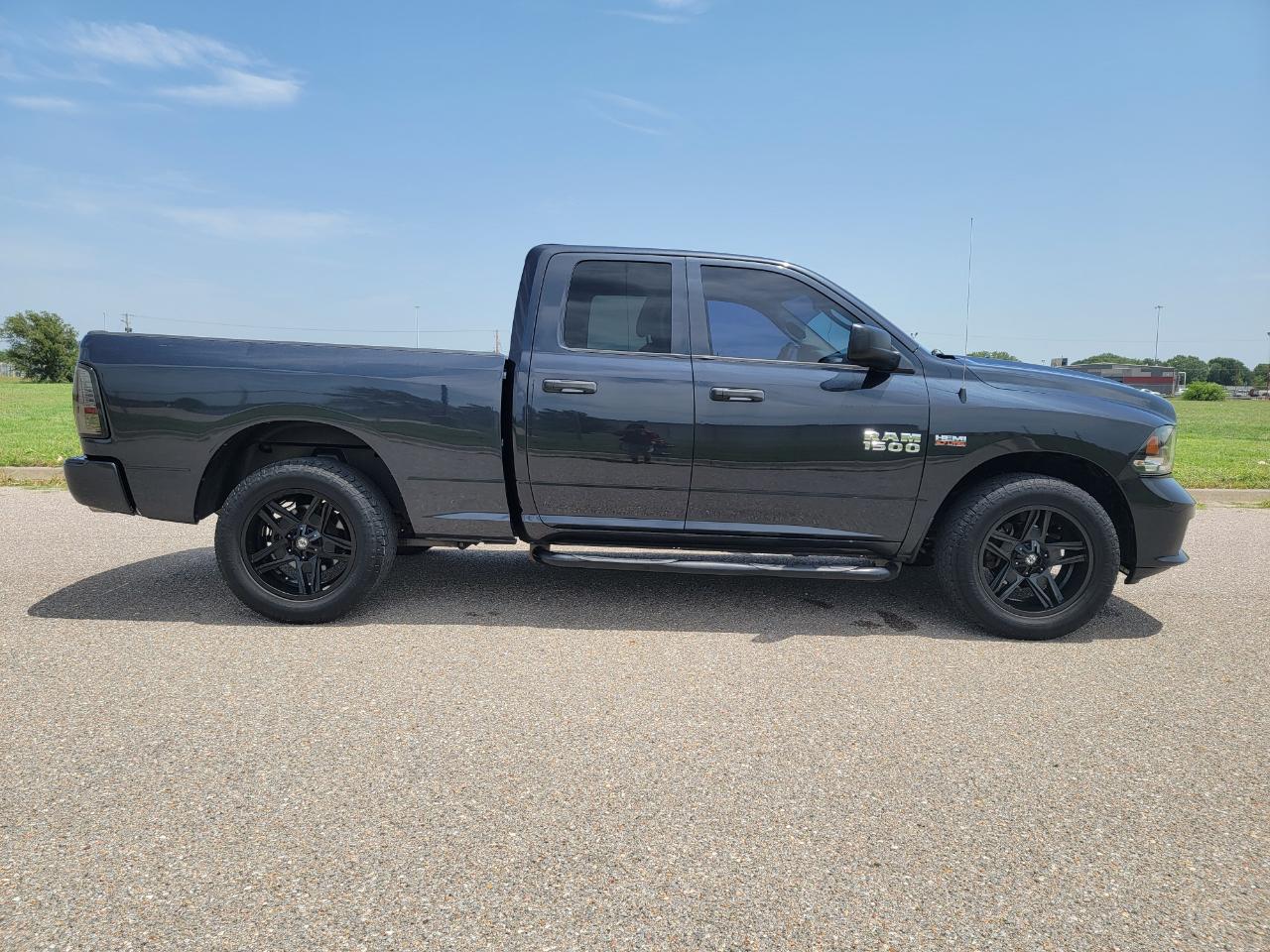 RAM 1500 4WD Quad Cab 140.5" Express 2014
