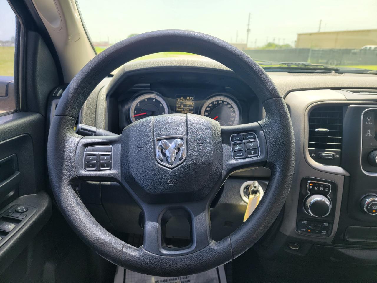 RAM 1500 4WD Quad Cab 140.5" Express 2014