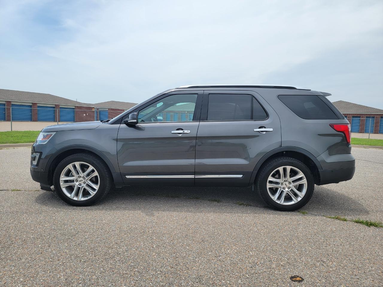 Ford Explorer Limited 4WD 2017