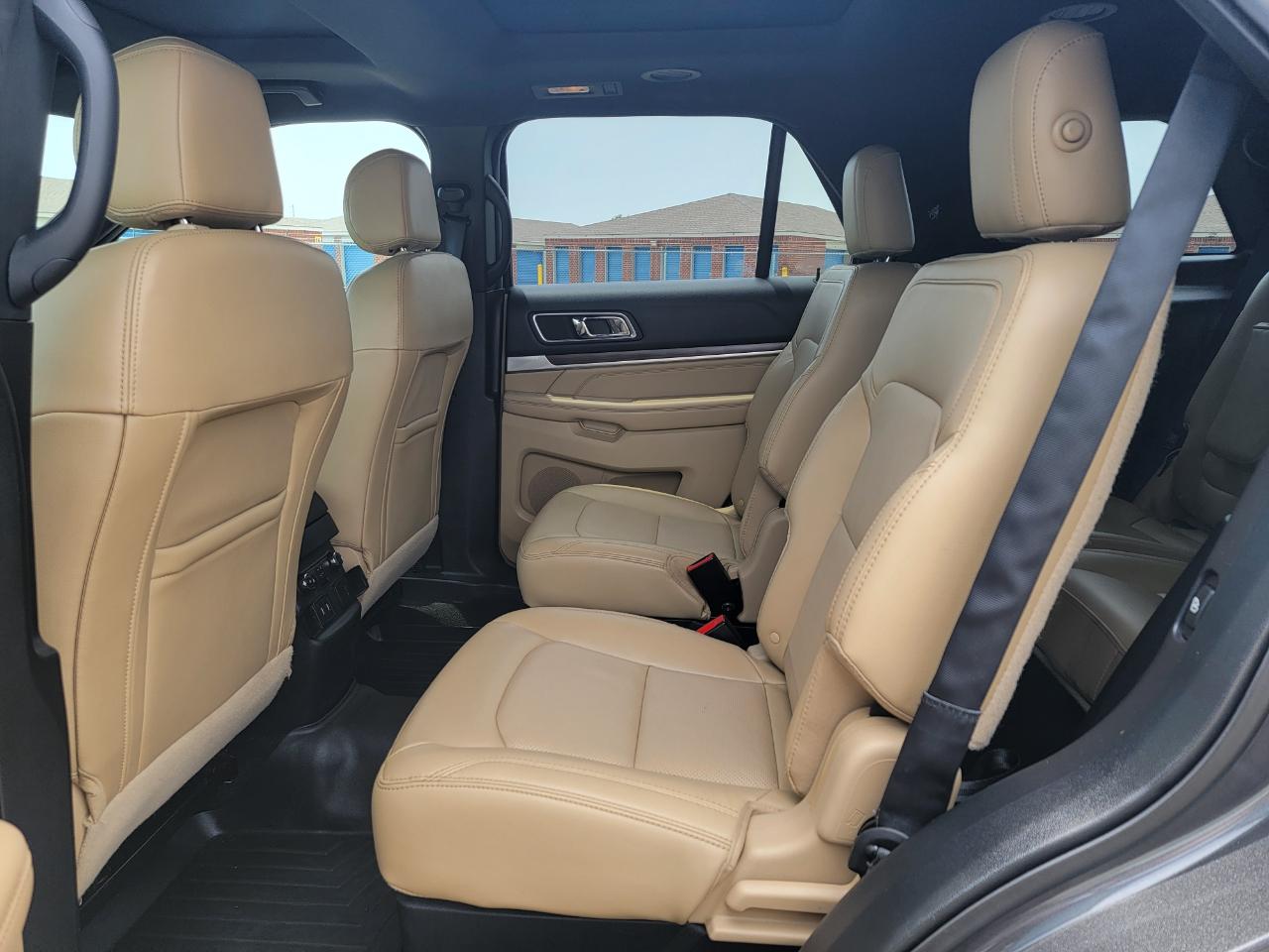 Ford Explorer Limited 4WD 2017