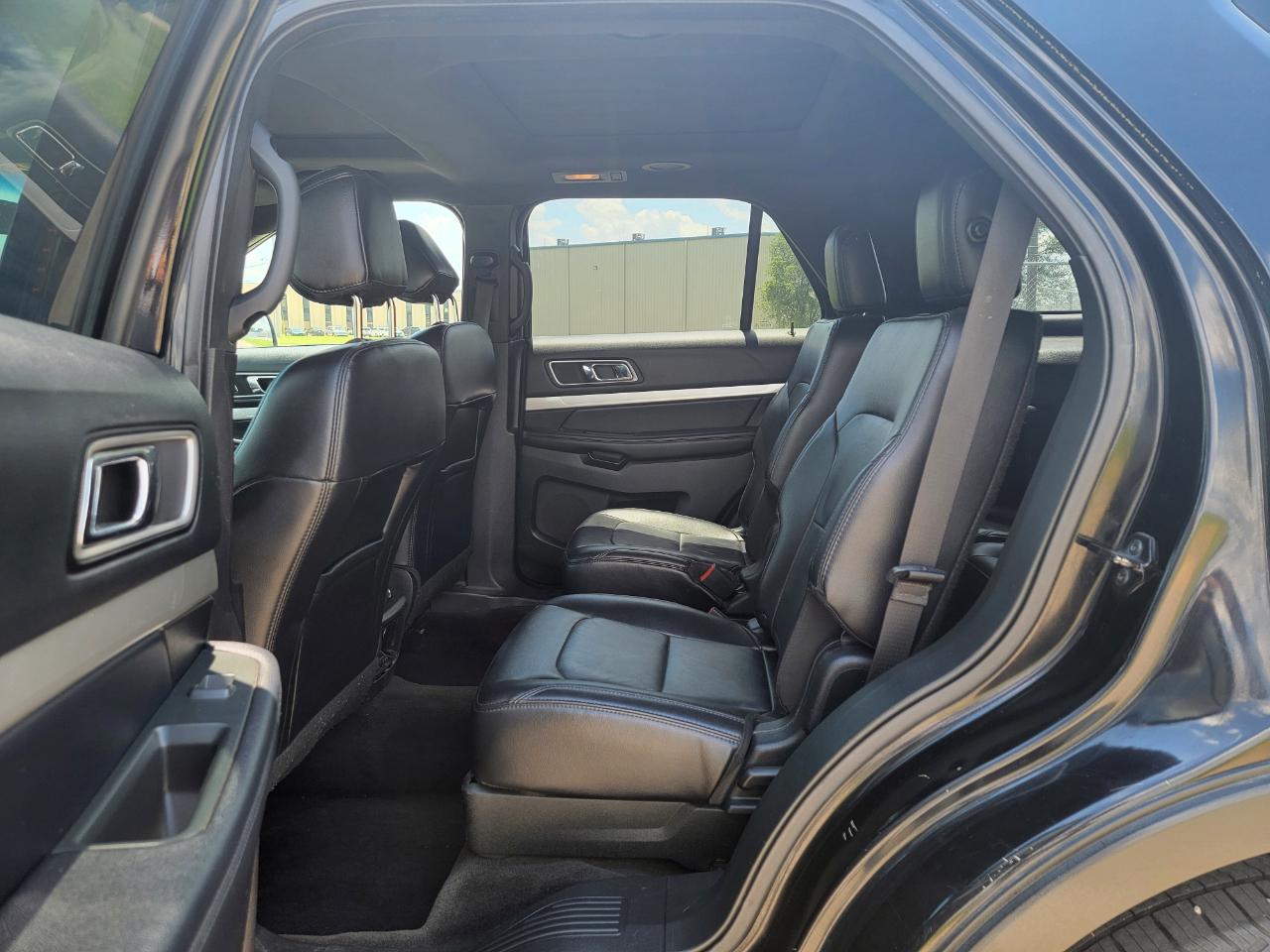 Ford Explorer XLT 4WD 2017