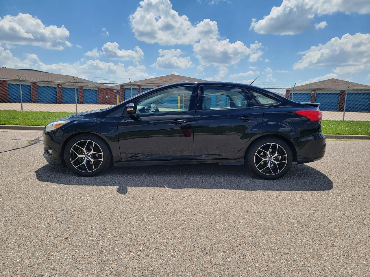 Ford Focus 4dr Sdn SE 2016