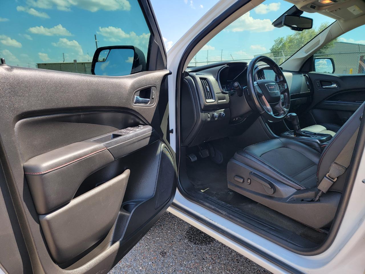 GMC Canyon 4WD Crew Cab 128.3" All Terrain w/Cloth 2018
